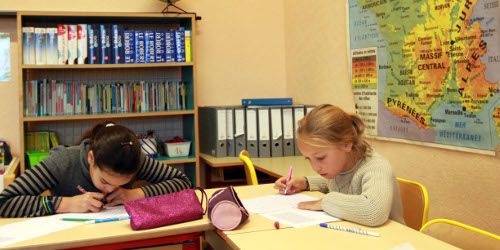 Réforme des rythmes scolaires : pourquoi parents et profs grincent des dents