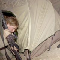 Armée américaine, syrienne, ivoirienne : les femmes montent au front