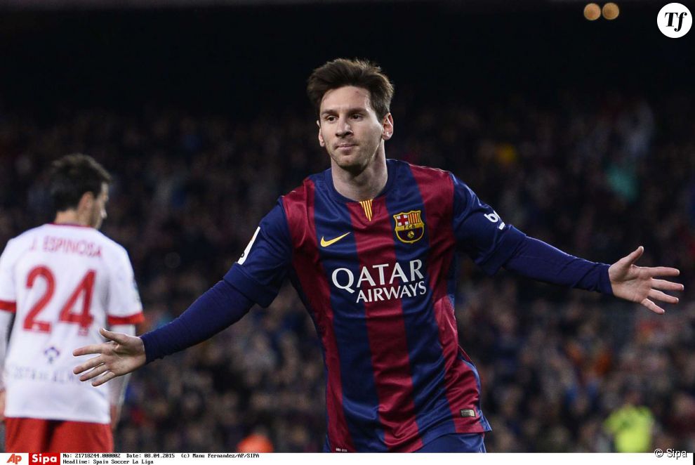 Le FC Barcelone de Lionel Messi talonne de près l&#039;équipe entrainée par Carlo Ancelotti.