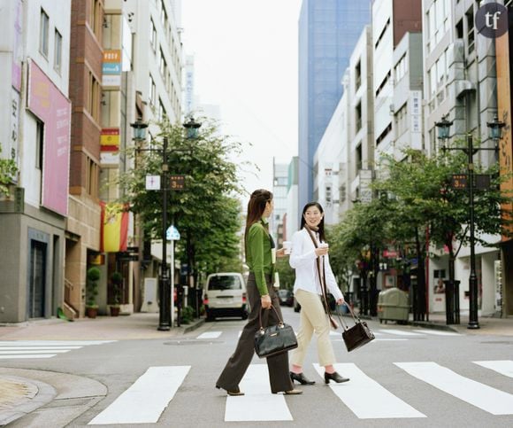 Régulièrement victimes de " matahara " - de harcèlement de maternité -, près de 60% de Japonaises quittent leur emploi après la naissance de leur premier enfant. 