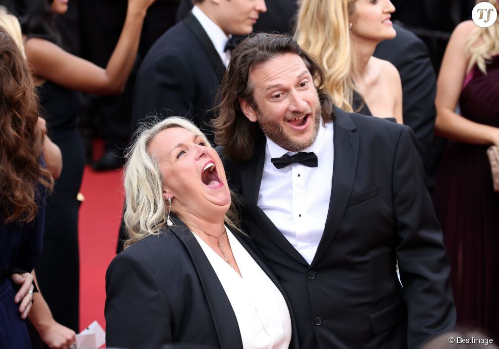  Valérie Damidot et son compagnon Régis - Montée des marches du film &quot;Mad Max : Fury Road&quot; lors du 68 ème Festival International du Film de Cannes, à Cannes le 14 mai 2015.  