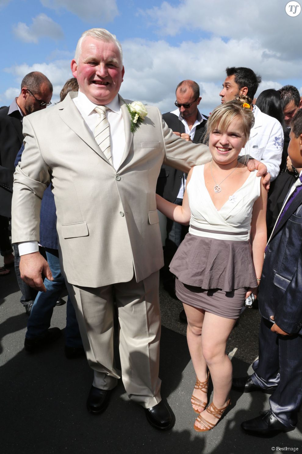 Charlène, la fille de Thierry Olive lors de son mariage avec Annie Derain le 14 septembre 2012
