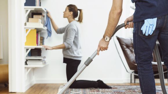 Répartition des tâches ménagères : il y a des progrès, mais...