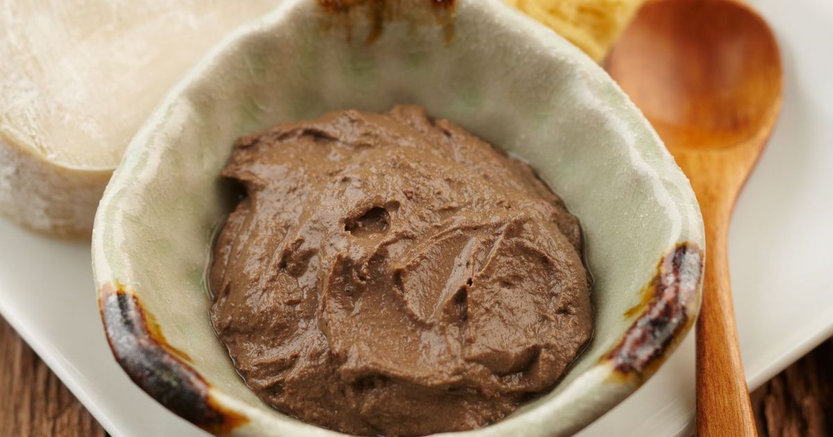 Comment faire un gommage au savon noir maison : le tuto pour avoir la