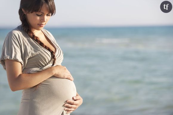 Congé maternité : une occasion de "prendre soin de soi" qui devrait être offerte à toutes les femmes?