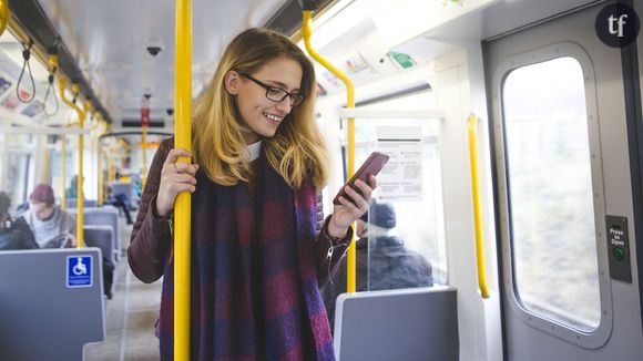 Rester debout dans les transports en commun