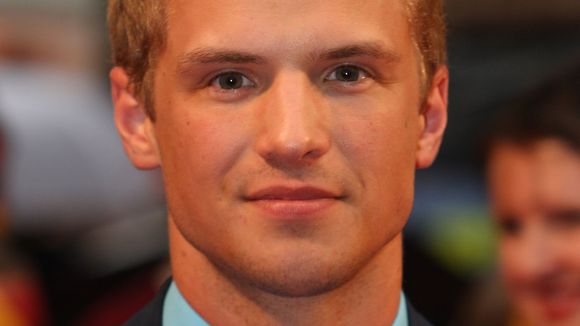 Unreal saison 1 : qui est Freddie Stroma, l'acteur qui joue Adam ?