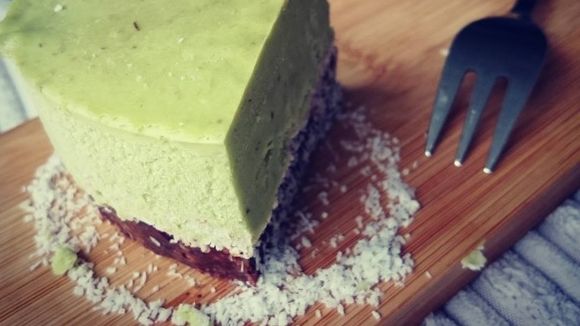 L'incroyable recette du cheesecake à l'avocat et au citron vert (sans cuisson)