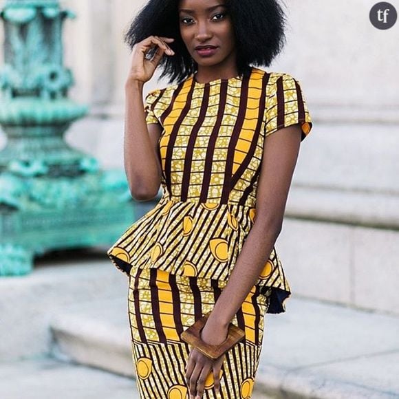 Une robe Yetundesarumi, prêt-à-porter spécialisé dans le wax et le style Ankara