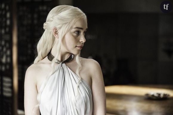 Au fil des épisodes, la puissante Daenerys nous offre des tresses de plus en plus spectaculaire.