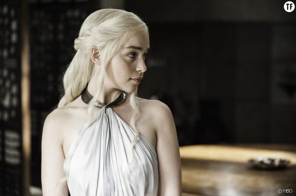 Au fil des épisodes, la puissante Daenerys nous offre des tresses de plus en plus spectaculaire.