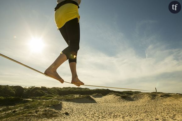 Slackline : un sport d'équilibre très complet qui travaille le physique et le mental