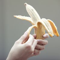 Pourquoi vous devriez manger les peaux de banane