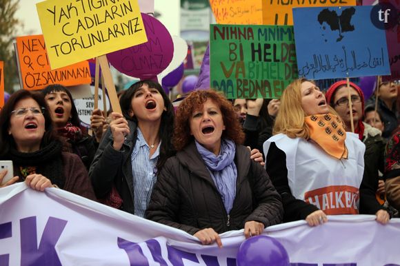 Manifestation des femmes turques contre les violences sexuelles et le mariage forcé