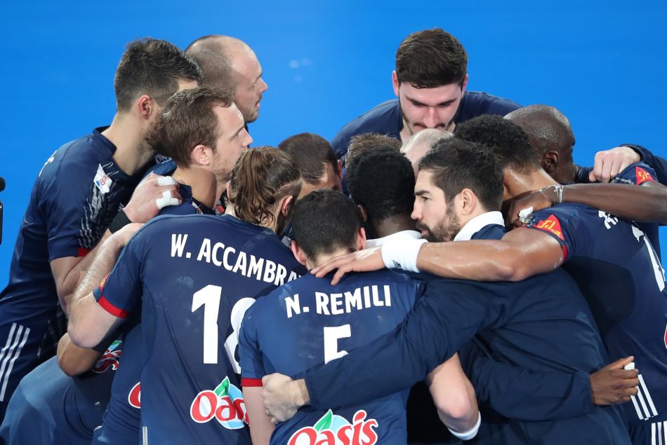 L'équipe de France de handball lors du match d'ouverture du mondial contre le Brésil le 11 janvier 2017