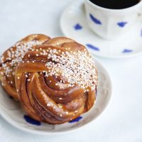 Kanelbullar : la recette suédoise des petites brioches à la cannelle