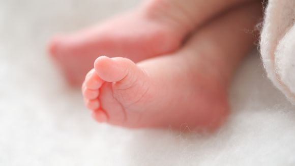 Pourquoi les bébés prématurés pourraient avoir besoin de caféine