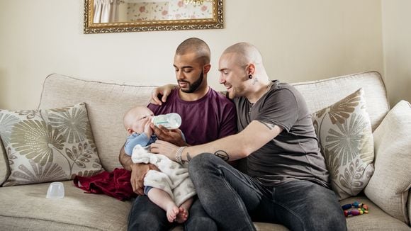 Pourquoi les pères gays sont de super parents