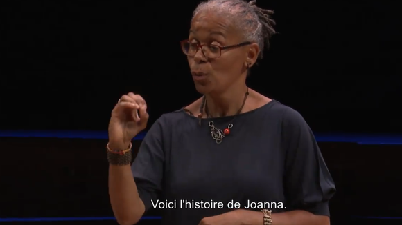 Catherine Zlatkovic est la première femme sourde à gagner un concours d'éloquence