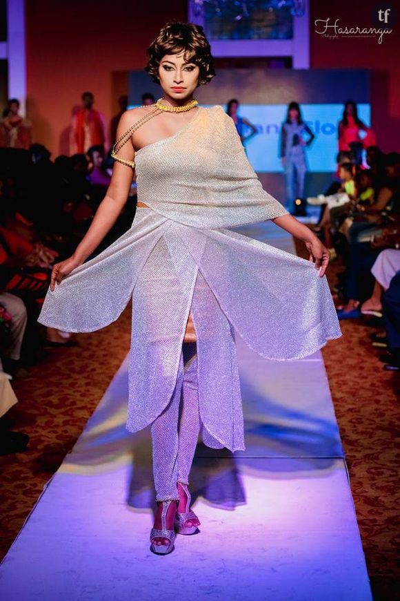 Le défilé "Christiana Glory" à la Fashion Week de Ceylon.