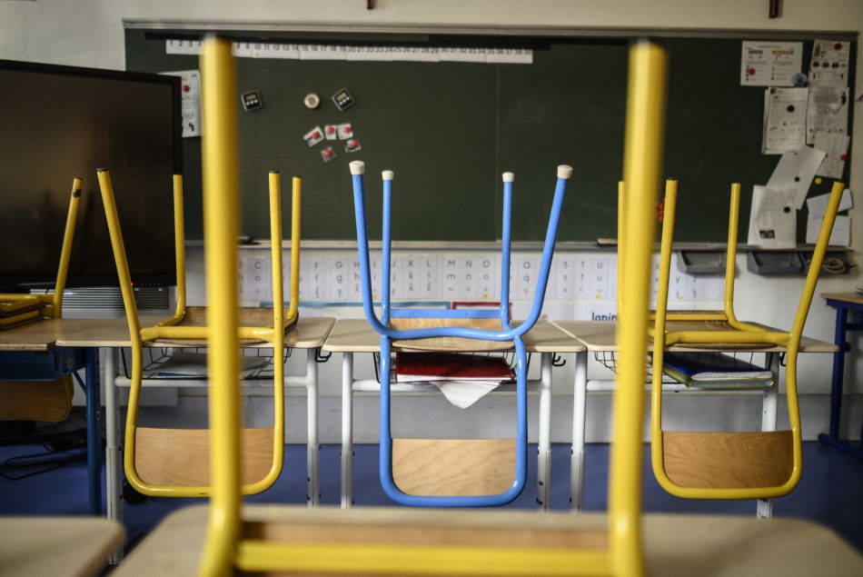 Ecoles fermées en France pendant le confinement