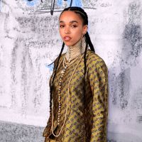 La chanteuse FKA Twigs porte plainte contre son ex Shia LaBeouf pour violences sexuelles