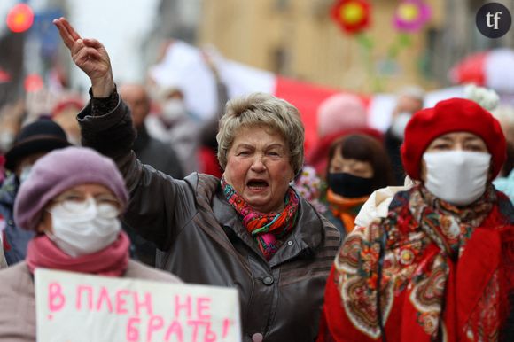 A Minsk, la protestation citoyenne continue malgré les arrestations, au nombre de 30 000 début décembre.