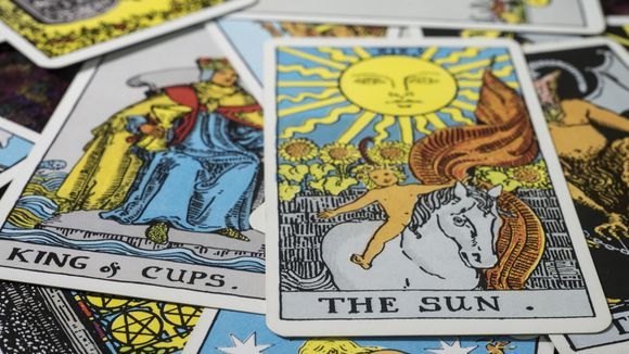 Pourquoi cet engouement autour de la tarot thérapie ?