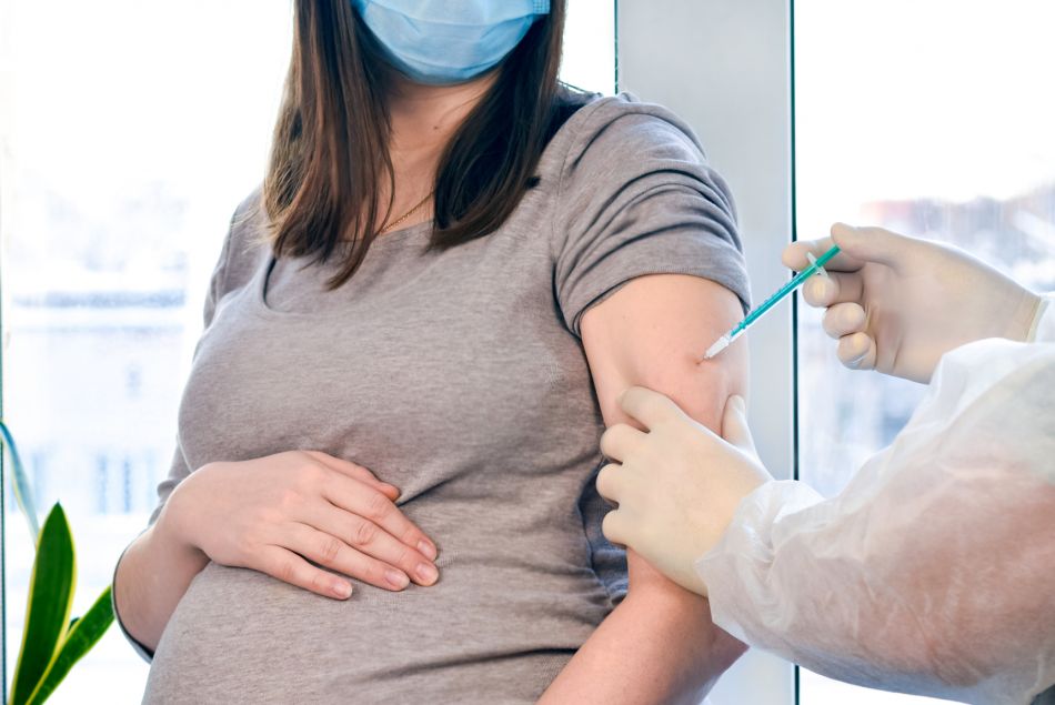 C'est prouvé : la vaccination des femmes enceinte protège les bébés