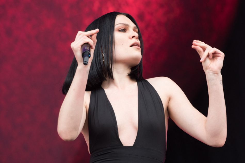 La chanteuse Jessie J dénonce la grossophobie qui inonde Instagram