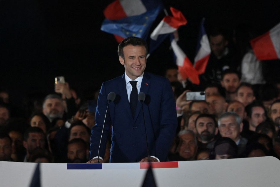 Emmanuel Macron au Champ de Mars après sa réélection le 24 avril 2022