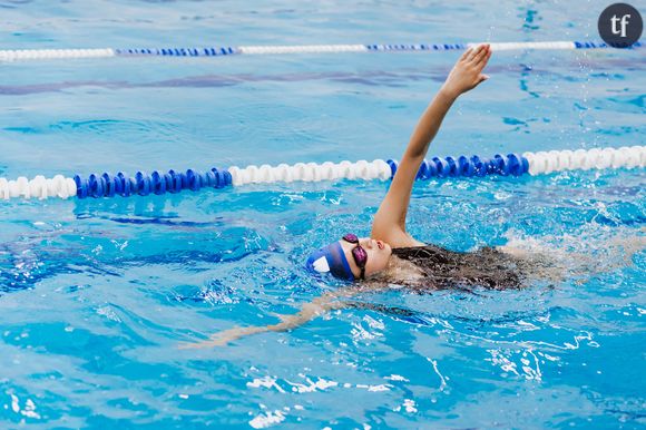 En Allemagne, nager topless à la piscine est possible