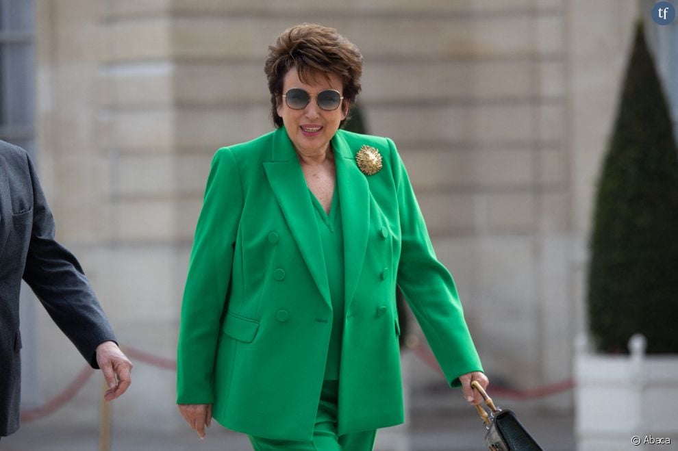  Roselyne Bachelot en talleur vert à l&#039;Elysée pour l&#039;investiture d&#039;Emmanuel Macron le 7 mai 2022 