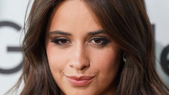 Les commentaires sur Camilla Cabello en bikini prouvent qu'on a encore beaucoup de chemin à faire