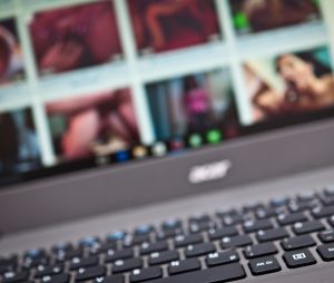 Audrey Lamy, "complètement fan" du site porno Jacquie et Michel ...