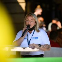 Marion Hérault-Garnier, la première (et seule) speakeure du Tour de France