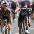  Les coureuses néerlandaises Marianne Vos et Lorena Wiebes à l'arrivée de la première étape du Tour de France Femmes le 24 juillet 2022 