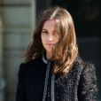 Alicia Vikander au défilé Louis Vuitton, 2022