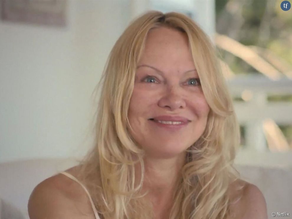 Dans ce documentaire, Pamela Anderson revient sur toutes les violences patriarcales dont elle fut victime : viols, violences conjugales, harcèlement, slut shaming...