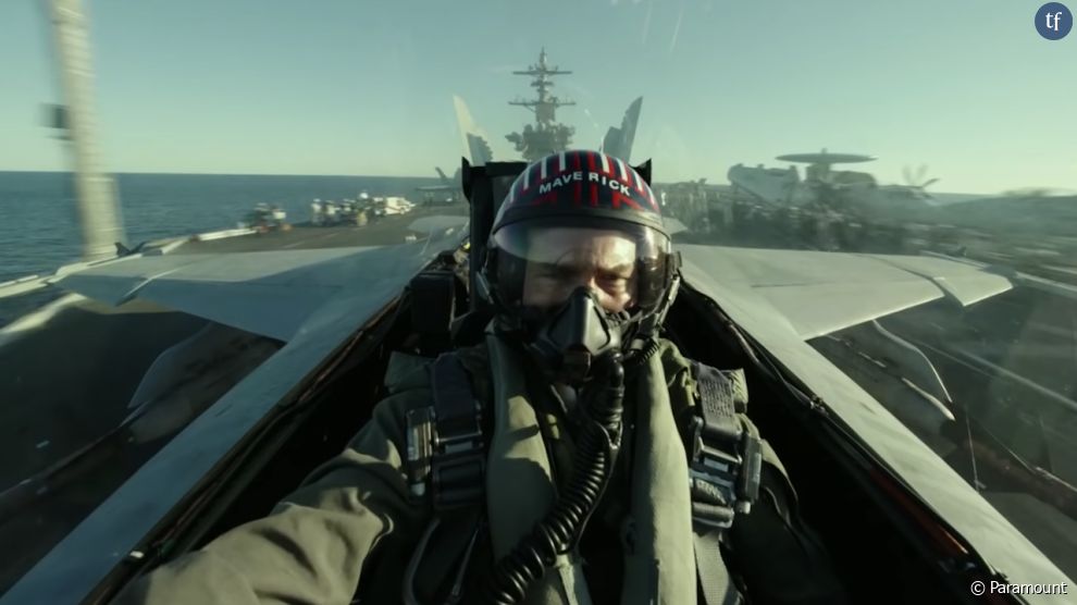 Tom Cruise dans son avion dans &quot;Top Gun 2&quot;