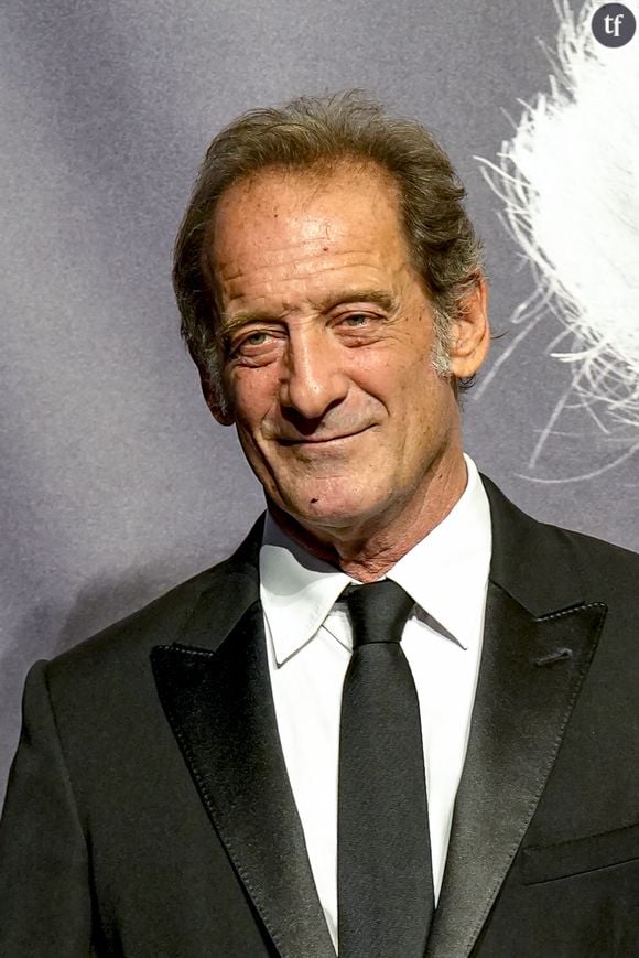 Pour Ouest France, il s'agit du témoignage d'un "acteur majeur de sa génération" sur "les scandales d'agressions sexuelles qui touchent le monde du cinéma".
Vincent Lindon - Photocall de la cérémonie de remise du Prix Lumière à W.Wenders à l'occasion de la 15ème Edition du Festival Lumière de Lyon. Le 20 octobre 2023 © Sandrine Thesillat / Panoramic / Bestimage 