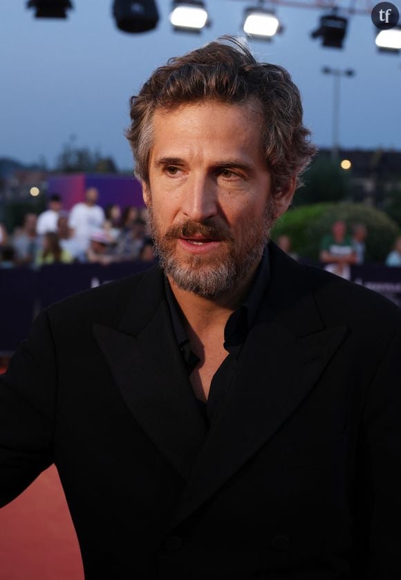 Guillaume Canet déclare : "Impossible d'aller faire de la promo. Ce serait une manière de cautionner, de valider quelque chose dont je n'ai pas envie. Le mouvement actuel est plus que nécessaire, c'est un mouvement qu'il faut accompagner et encourager" 
Guillaume Canet - Photocall des lauréats lors de la 49ème édition du festival du film américain de Deauville le 9 septembre 2023. © Denis Guignebourg / Bestimage 