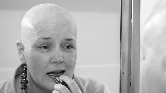 Cancer et féminité : quand se faire belle devient thérapeutique