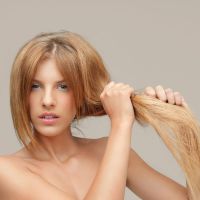 5 astuces pour prendre soin de mes cheveux secs