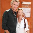  Denis BROGNIART et sa femme Hortense - PEOPLE A LA TREIZIEME JOURNEE DES INTERNATIONAUX DE FRANCE DE TENNIS DE ROLAND GARROS 2011  