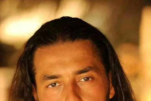 Koh-Lanta 2015 : Moundir s'amuse du calvaire des nouveaux candidats