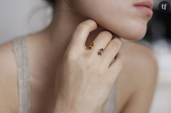 La bague navette, collection Chloé, Louise Damas. 55 euros sur l'eshop.