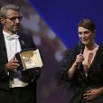 Julianne Moore et Lambert Wilson déclarent le Festival de Cannes 2015 ouvert