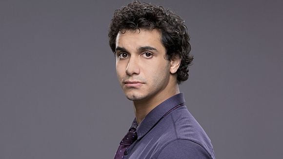 Scorpion saison 1 : Elyes Gabel se confie sur la personnalité complexe de Walter