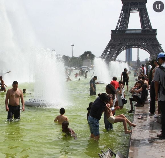 Paris le 18 août 2012, les températures atteignaient les 37 degrés.